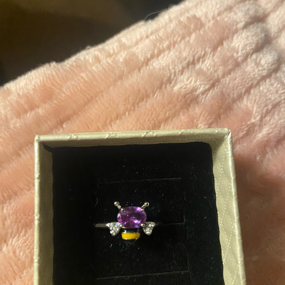 Elegant Purple and Silver Bee Ring